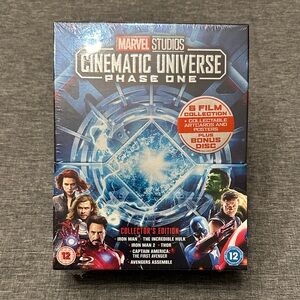 Marvel Studios Cinematic Universe Phase One Collector's Edition - Blue and Red